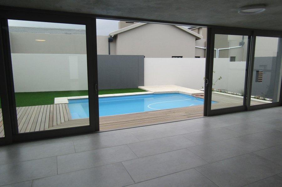 4 Bedroom Property for Sale in Oubaai Western Cape